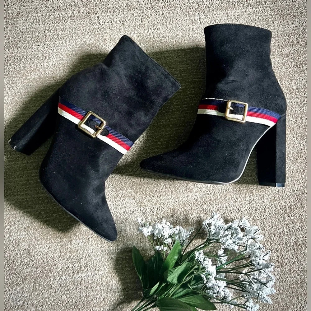 Liliana Pointed Toe Buckle Ankle Boot - Size 6